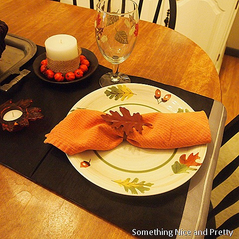[diningroom-fall-2012-0085.jpg]