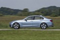 2013-BMW-AcitveHybrid-3-31
