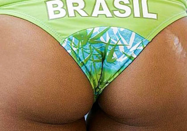 [brazilian-beaches-bikinis-15%255B3%255D.jpg]