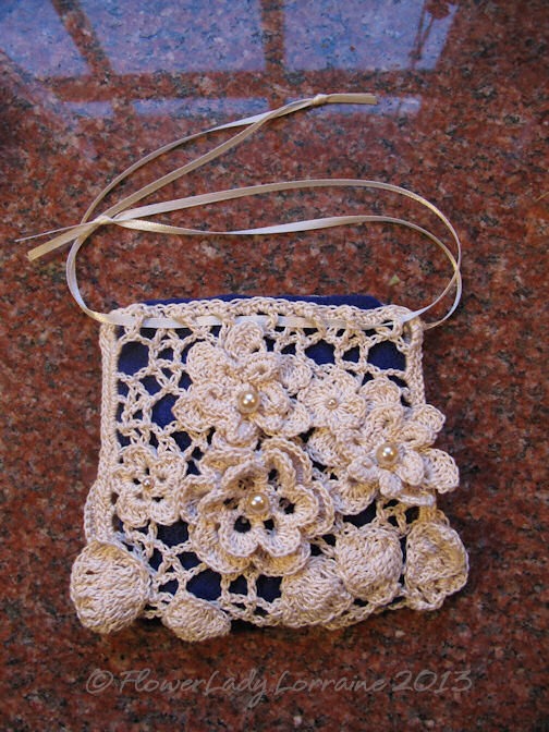 [09-10-crochet-purse4%255B5%255D.jpg]