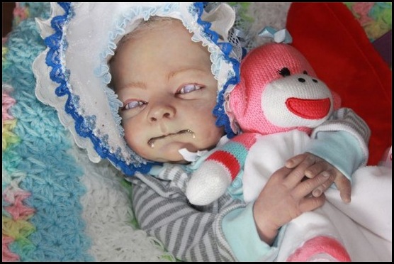 vampire-reborn-babies3-550x366 vampire-reborn-babies3-550x366