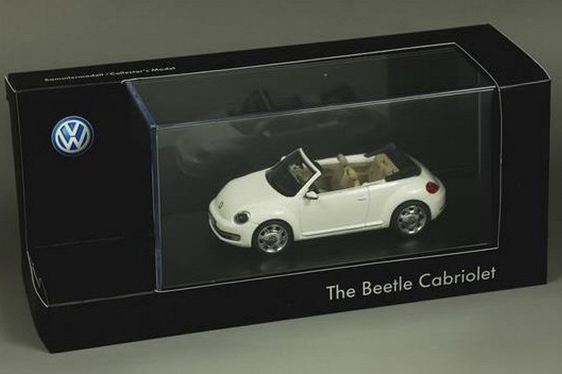 [2013-VW-Beetle-Cabriolet-52.jpg]