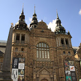 Vor dem Nordischen Museum. Stockholm - 3 Tag 091.jpg