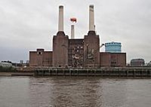 2011-09-26 Pink Floyd Pig at Battersea Power Station 05