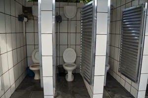 [banheiro33.jpg]