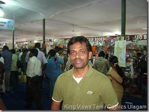 CBF Day 13 Photo 16 Stall No 372 Regular ComiRade and long time Lion Comics reader in stall