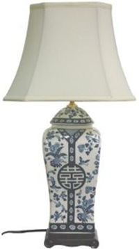 blue and white tall Chinese spice jar table lamp