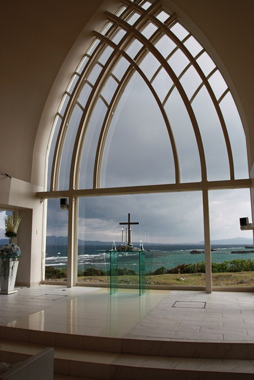 [Aqualuce-Chapel_610.jpg]
