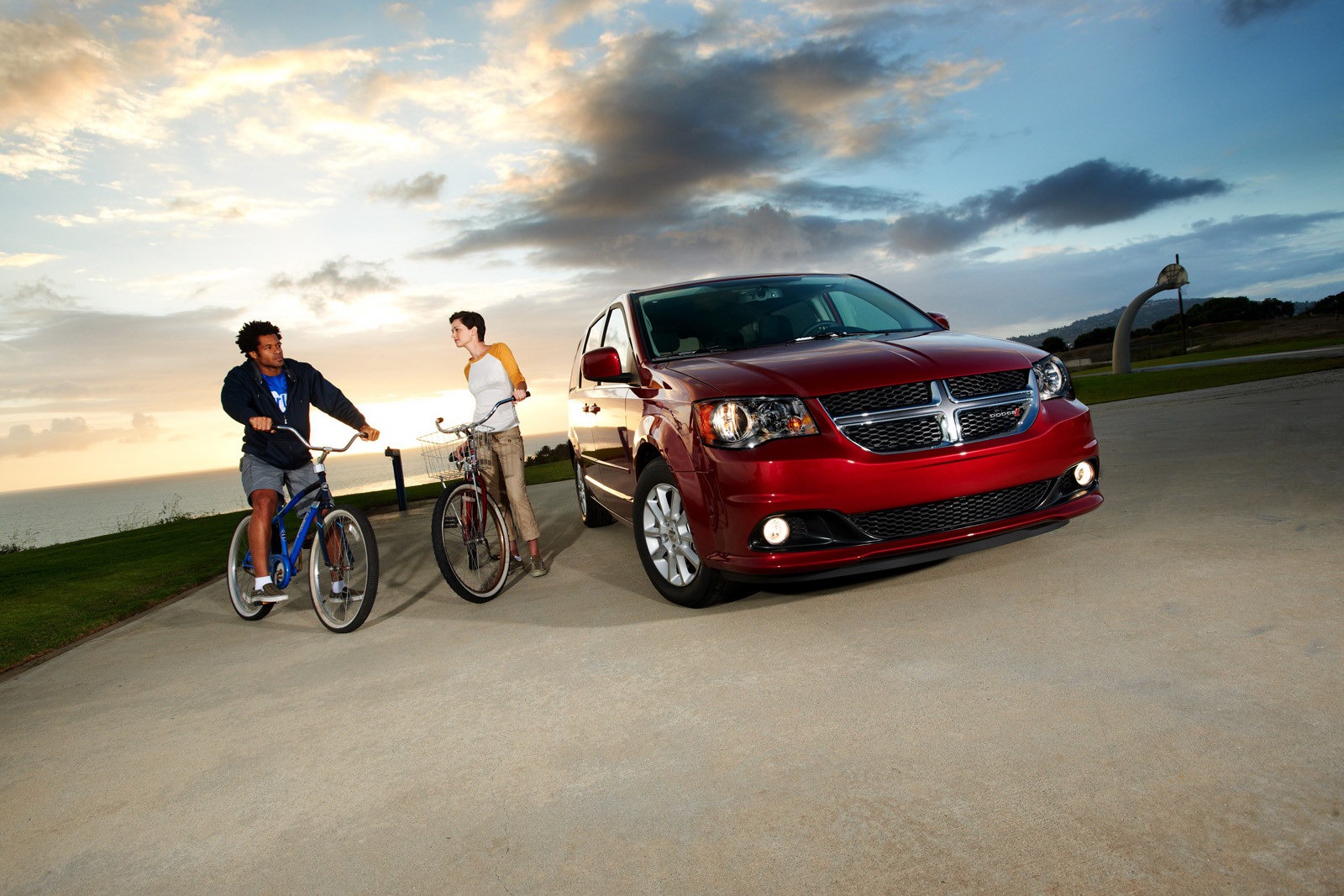 [2014-Dodge-Grand-Caravan-30th-Anniversary-3%255B2%255D.jpg]