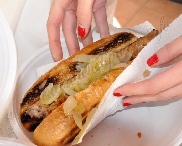[salsiccia%2520condita%2520rustuta%2520%252810%2529%255B5%255D.jpg]
