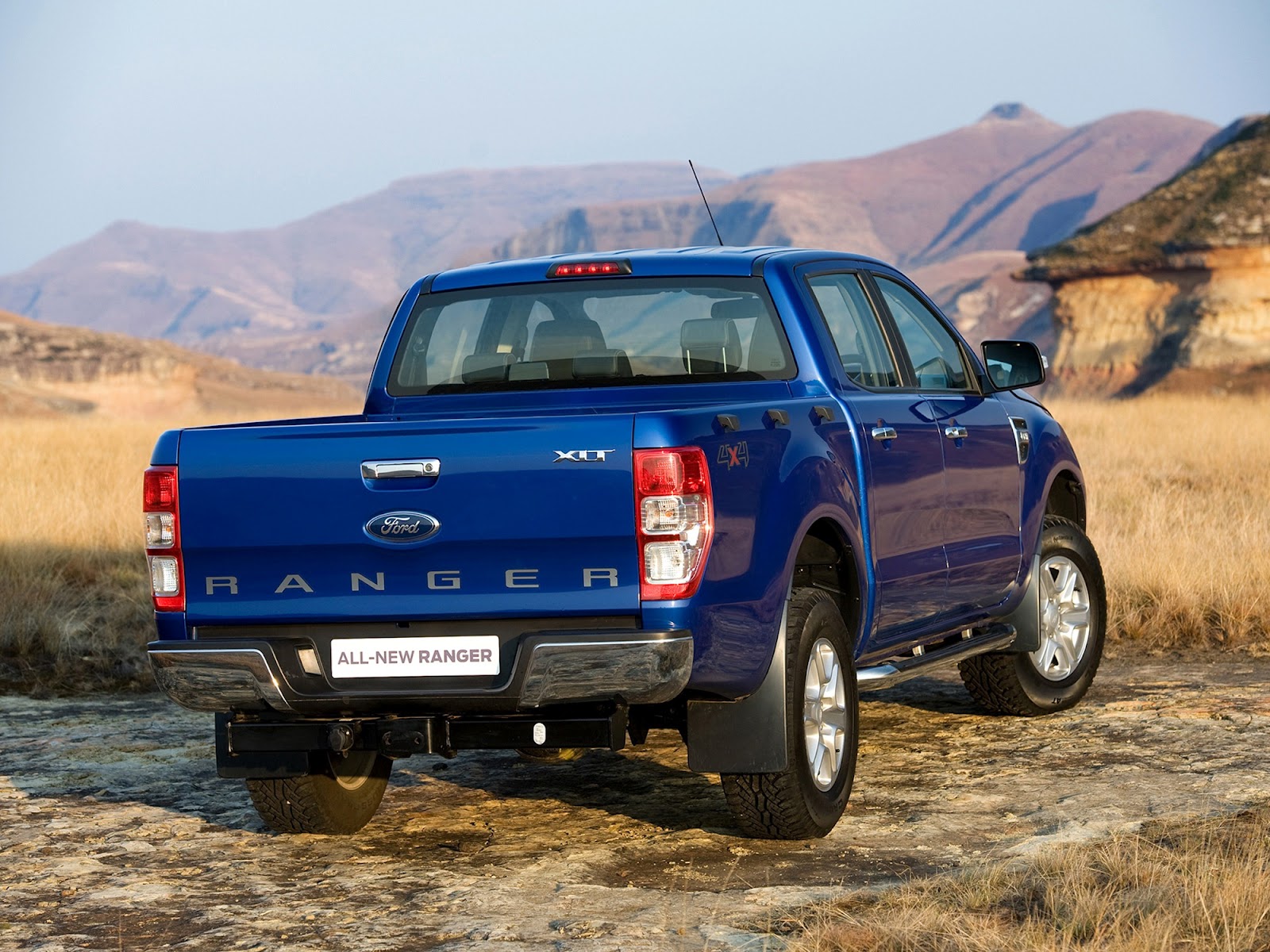 [autowp.ru_ford_ranger_double_cab_za-spec_50%255B4%255D.jpg]