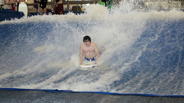 [Cayden%2520Pos%25202%2520Flowrider%255B4%255D.jpg]