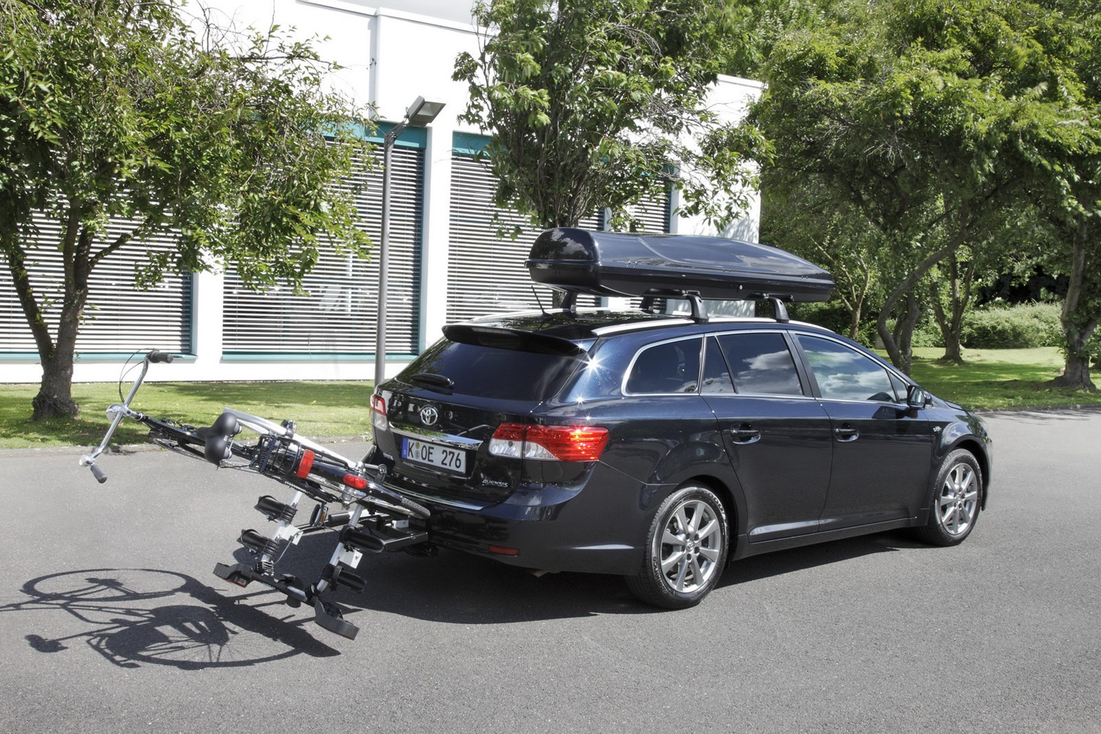 [Toyota-Avensis-2%255B2%255D.jpg]