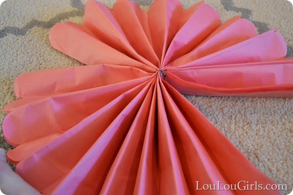 HOw-to-make-cute-and-cheap-Valentine's-Day-Decorations (12)