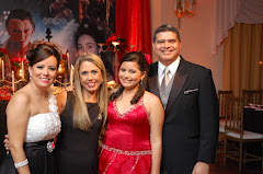 Fotos do evento 15 anos Vitória no Clube Militar. Foto numero 15 da cerimonialista Liliane Cariello, do Rio de Janeiro, RJ, que faz cerimonial de casamentos, cerimonial de eventos, cerimonial de festas, cerimonial de 15 anos, cerimonial de bodas, cerimonial de eventos sociais, cerimonial de aniversários, decoração de casamento, decoração de festas de 15 anos, decoração de eventos sociais, decoração de aniversários, buffet de casamento, buffet de 15 anos, buffet festas, buffet eventos e assessoria cerimonial. cerimonial casamento cerimonialista eventos casamentos rio festa buffet 15 anos niteroi festas de janeiro rj locação espaço foto bolos decoracao para fotografia digital em