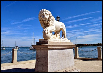 05b - Lion Statue on the Bridge of Lions