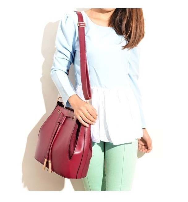 [0144%2520Wine%2528Harga%2520189.000%2529%2520-%2520Material%2520PU%2520Leather%2520Bottom%2520Width%2520Width%252030%2520Cm%2520Height%252027%2520Cm%2520Thickness%252015%2520Cm%2520Adjustable%2520Longstrap%2520Weight%25200.8--%255B1%255D.jpg]