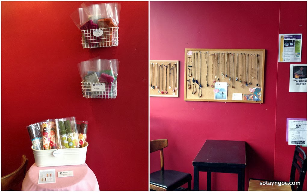 local artist at snappy's cafe