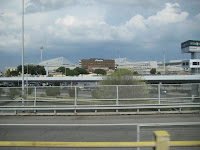 rom - ausblick aus dem transfer-zug von flughafen nach hauptbahnhof