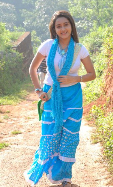 [bhama-photo-still2%255B3%255D.jpg]
