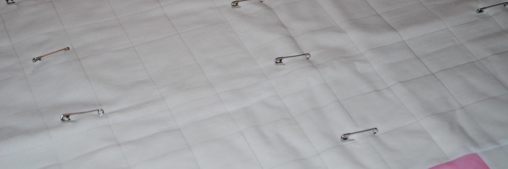 [Baby%2520Quilt%2520basted%2520with%2520grid%255B6%255D.jpg]