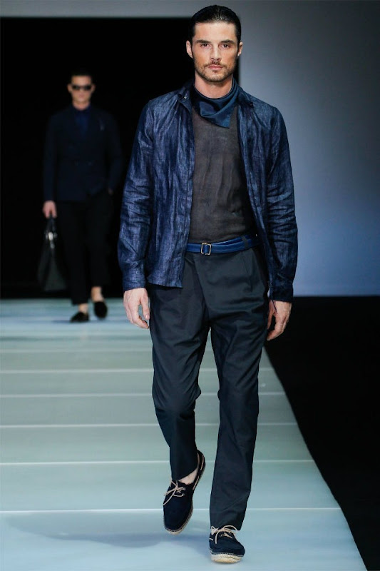 Milan Fashion Week Primavera 2012 - Giorgio Armani (46)