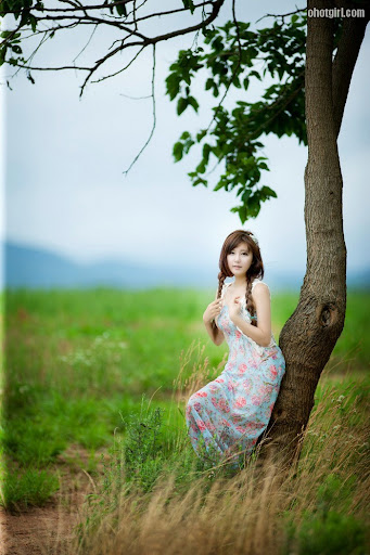 Ryu Ji Hye – Flower Dresses