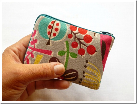 zippered wallet