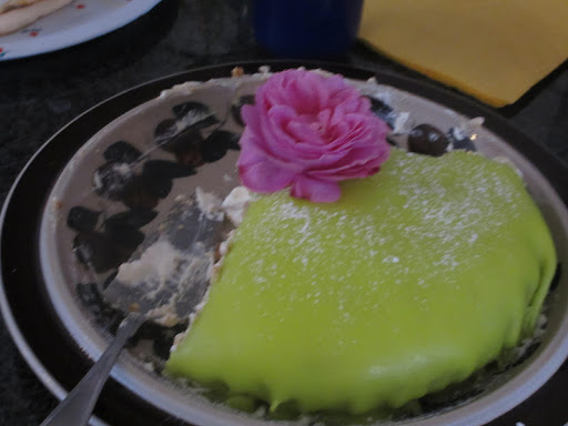 Oooh...this is a favorite cake in Sweden- It's called Princess Torte and my cousin Anette makes it better than anyone else in the world!