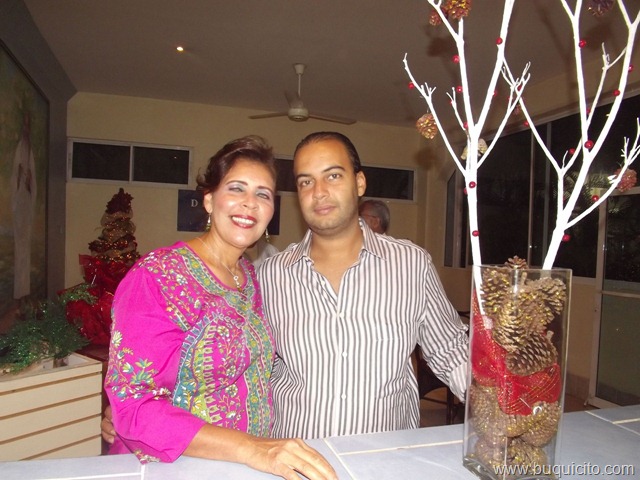 [Aguinanda2011Dic.232.jpg]