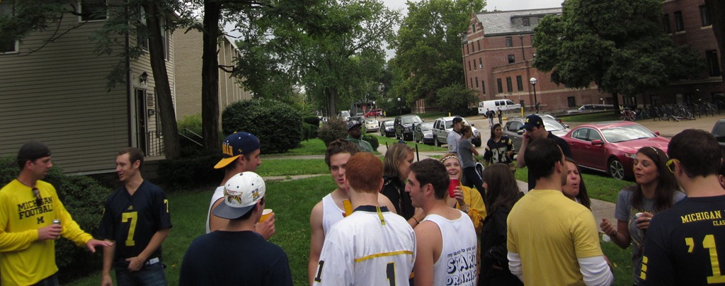[tailgate10.jpg]
