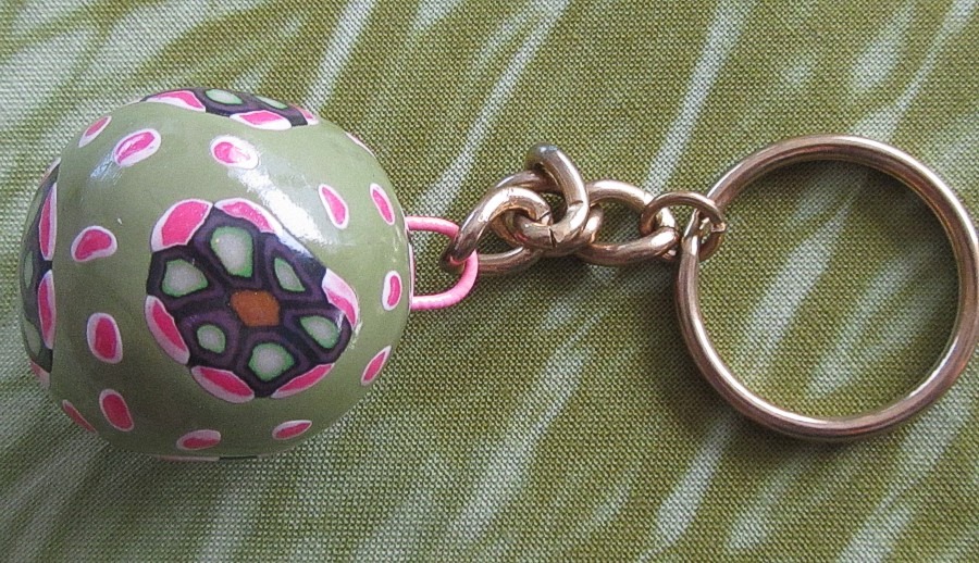 [greengiftball6%255B4%255D.jpg]