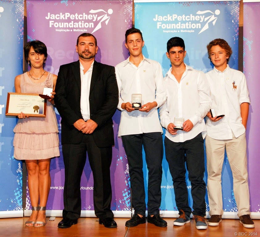 [fjp%2520%2528366%2529%255B11%255D.jpg]