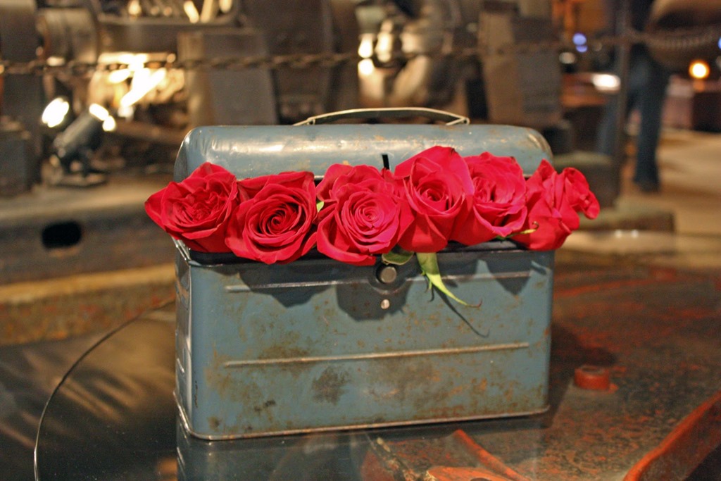 [just-roses-storibook-wedding---steam%255B1%255D.jpg]