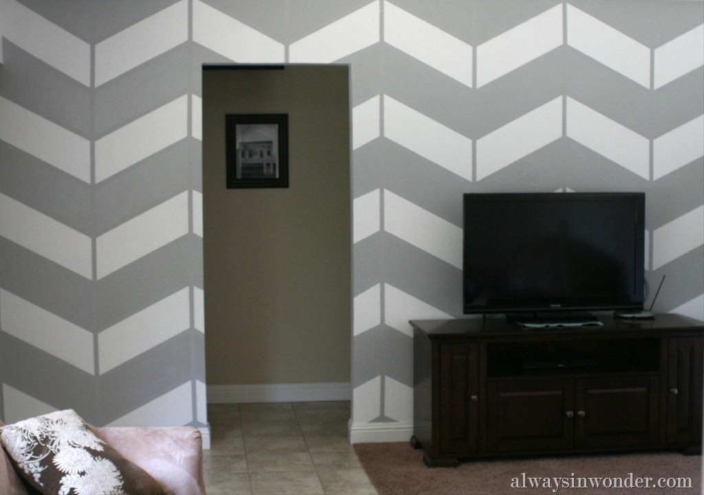 [living%2520room%2520project%252C%2520herringbone%2520wall%2520%252816%2529%255B9%255D.jpg]
