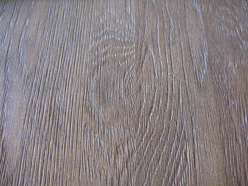 How pretty is the wood grain on this table from our shoot?