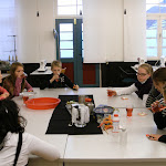 4. kinderworkshop december 2010 Mariet en Karin.jpg