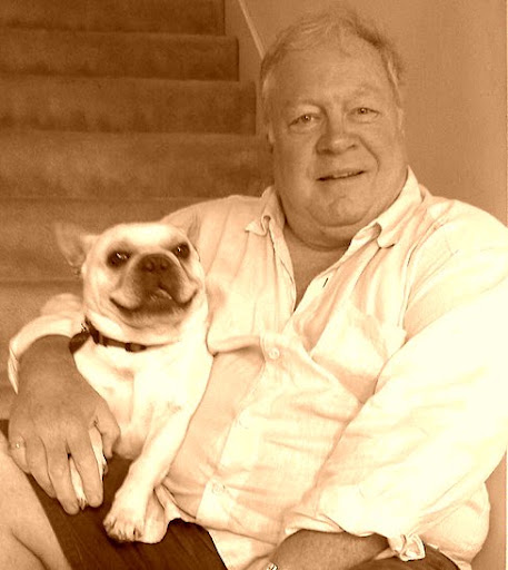 Loyal DW reader Susan sent this shot of her husband and his best bud Boomer. Loyal DW reader Susan sent this shot of her husband and his best bud Boomer.