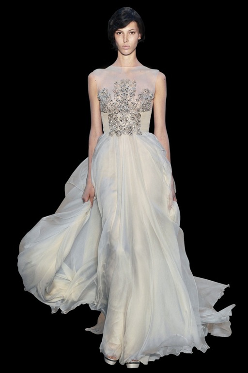 [Elie-Saab-Fall-2011-Couture8%255B4%255D.jpg]