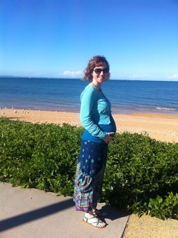[25%2520weeks%2520at%2520beach_sm%255B4%255D.jpg]