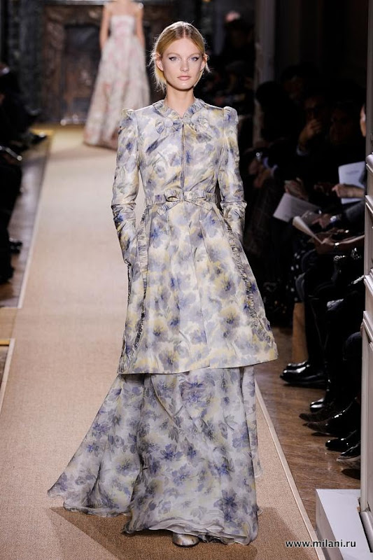 valentino-haute-couture-spring-2012-pfw59.jpg