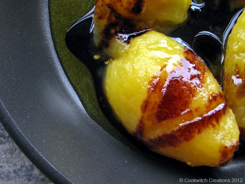 [Tomato%252C%2520oil%252C%2520vinegar%252C%2520pan.jpg]