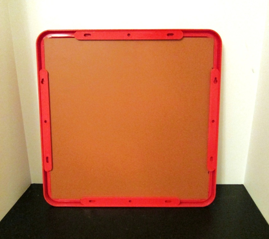 [mirror-with-red-plastic-frame-and-tr%255B5%255D.jpg]