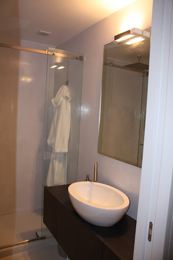 Forum arredamento.it •cambio la luce dello specchio bagno con... Specchio bagno con luce led integrata
