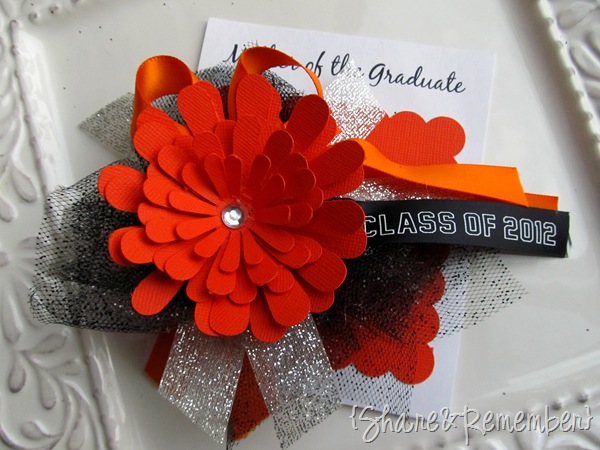[mother-of-the-graduate-corsage-23.jpg]