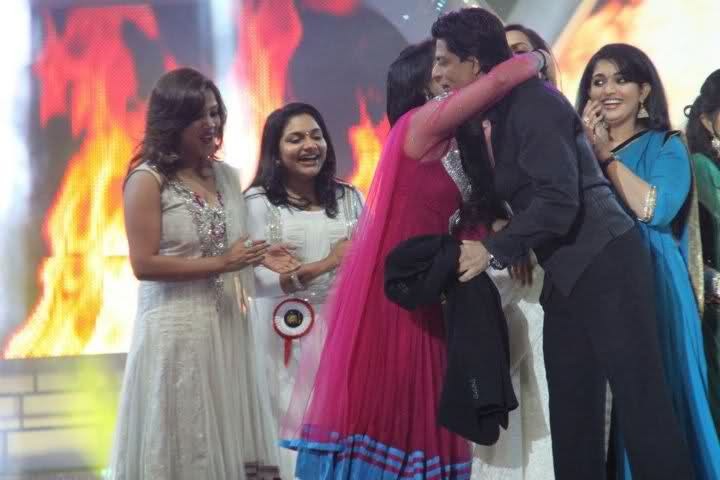 [mythili-srk%255B2%255D.jpg]