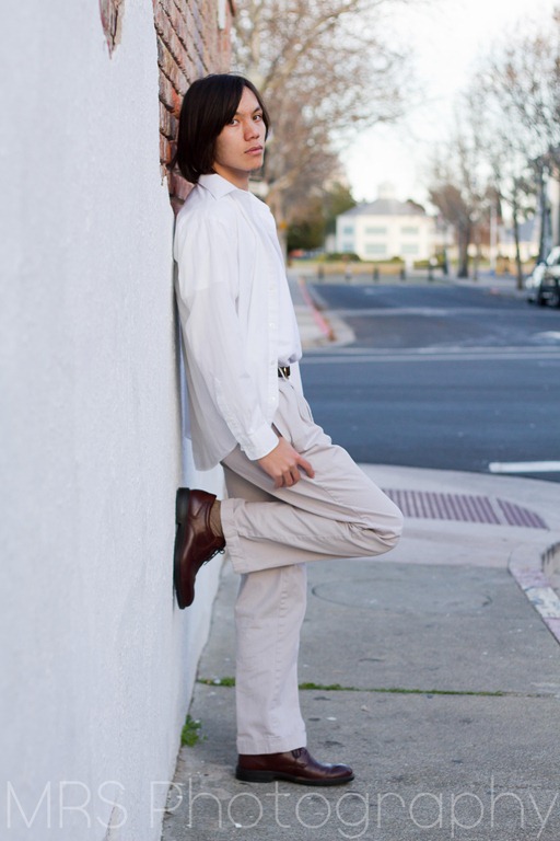 [Solano%2520County%2520Senior%2520Portraits%2520%25282%2520of%25206%2529%255B4%255D.jpg]