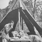 Morgenrasur © Foto: Archiv Norman Carr Safaris