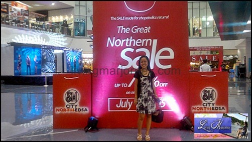 Posing at the Great Northern Sale Shopping Bags located at The Block, SM North 