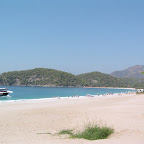 Η άλλη πλευρά της παραλίας στο Oludeniz